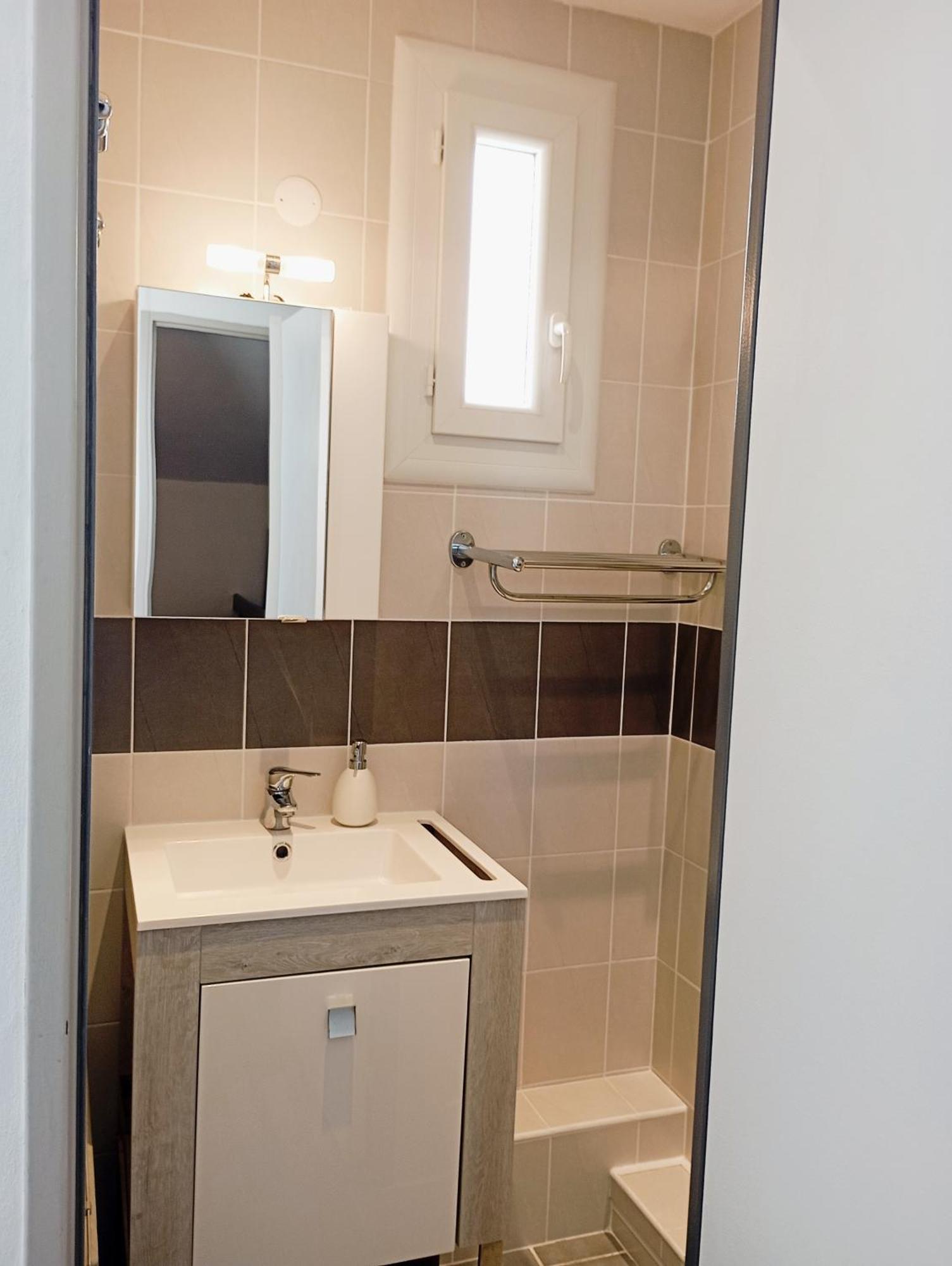 Grand Appartement Proche Port Et Plages, 6 A 8 Pers, 3 Chambres, Climatise Agde Eksteriør billede