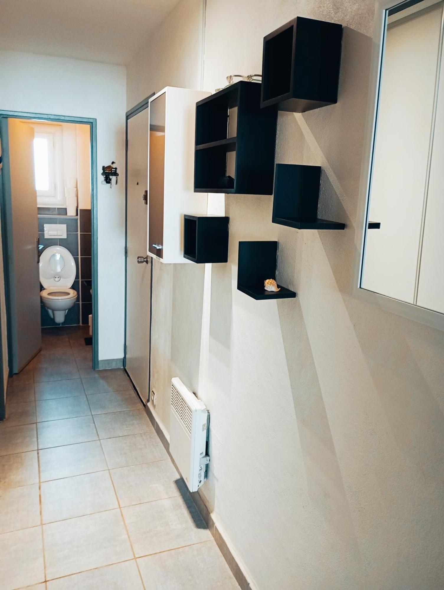 Grand Appartement Proche Port Et Plages, 6 A 8 Pers, 3 Chambres, Climatise Agde Eksteriør billede